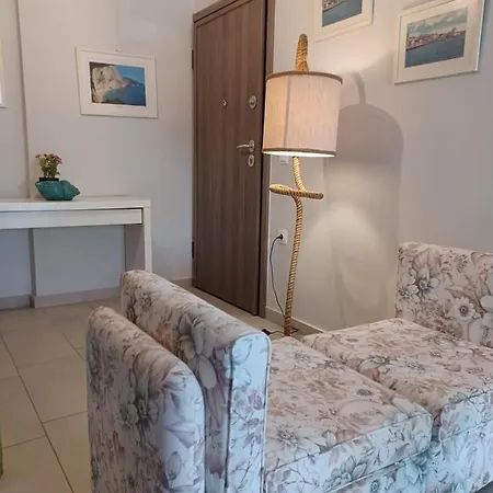 Melivia Luxury Никиана