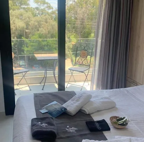 Appartement Melivia Luxury Nikiana